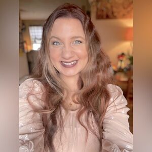 Meet your Posher, Tara